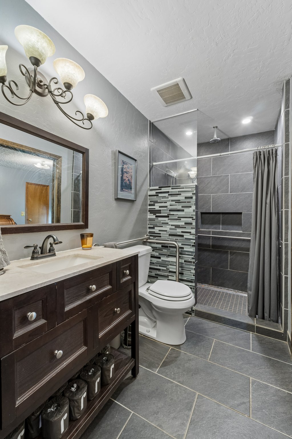 2636 SW 98th St_038.jpg