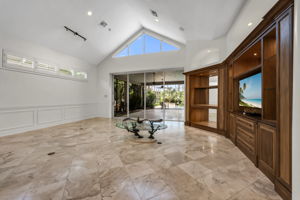 Living View 2