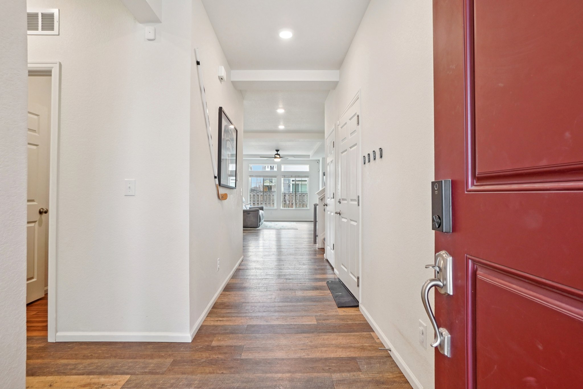 E 3rd Ave-S0302-005.jpg