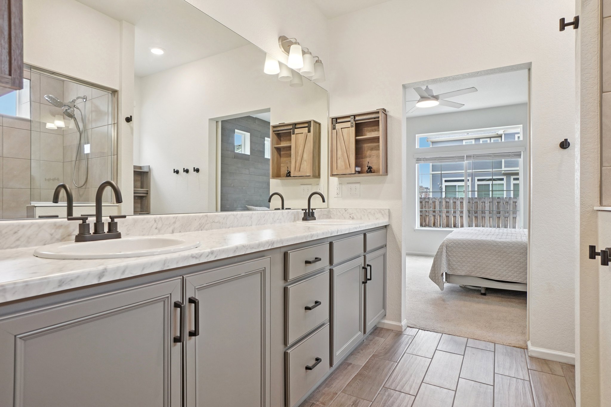 E 3rd Ave-S0302-026.jpg