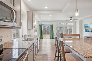 E 3rd Ave-S0302-014.jpg