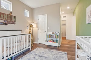 E 3rd Ave-S0302-017.jpg