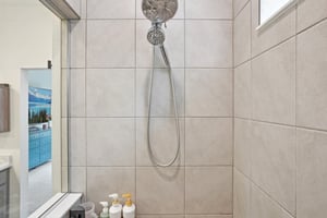 E 3rd Ave-S0302-027.jpg