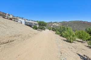 Engelmann Rd-S1508-081.jpg