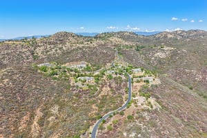 Engelmann Rd-S1508-097.jpg