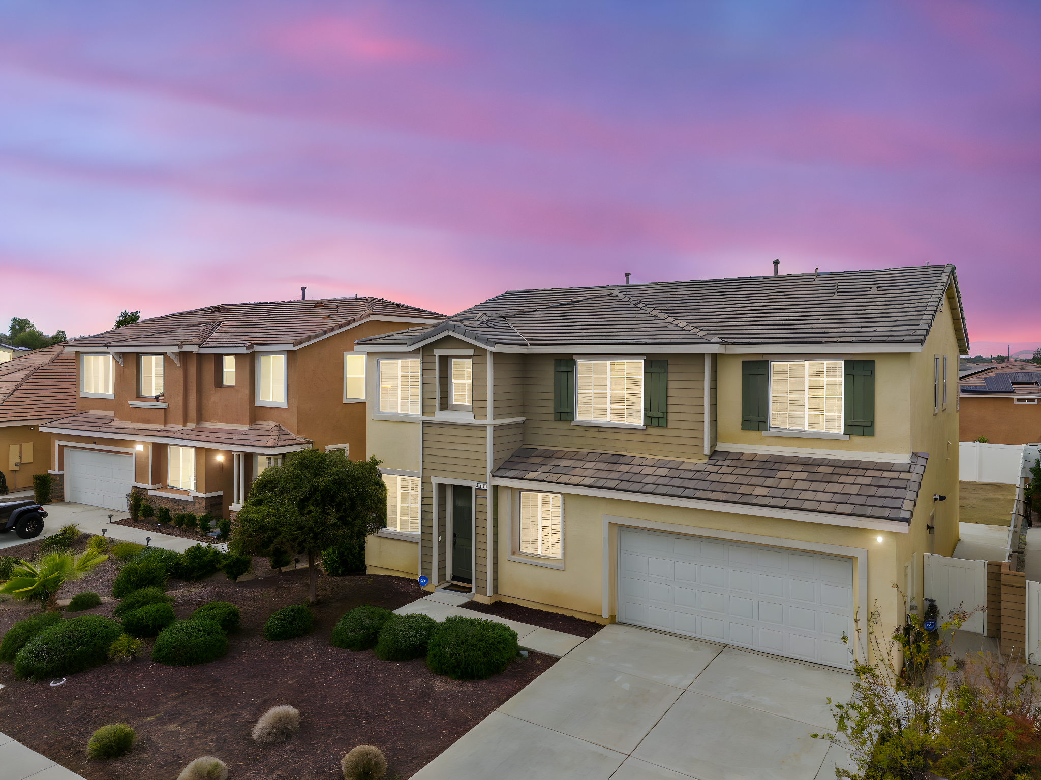 2-26382 Bramble Wood day to dusk.JPG