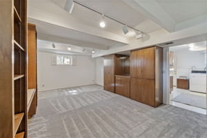 Photo 39