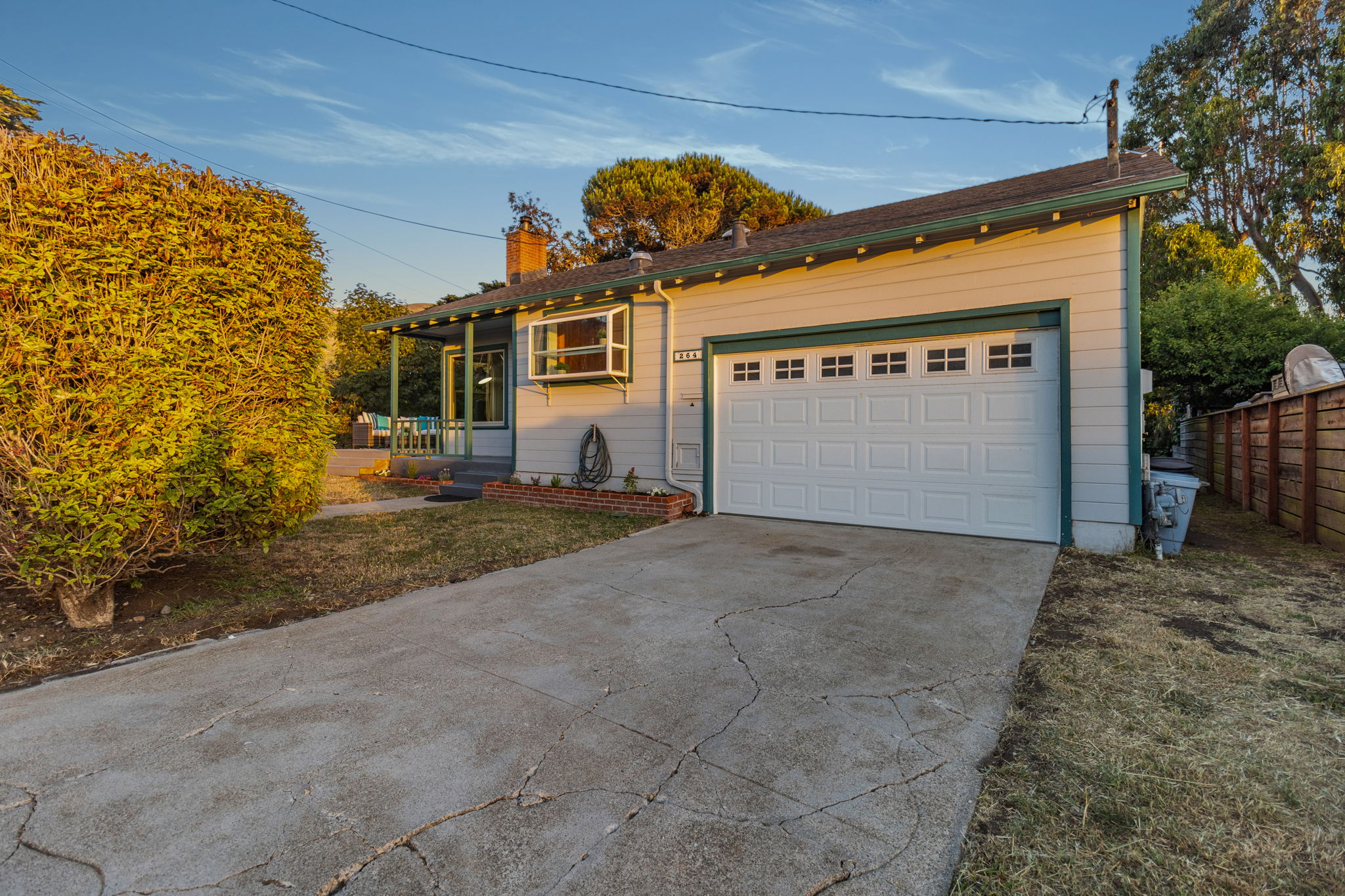 007_TWILIGHT_ 264 Arroyo Dr