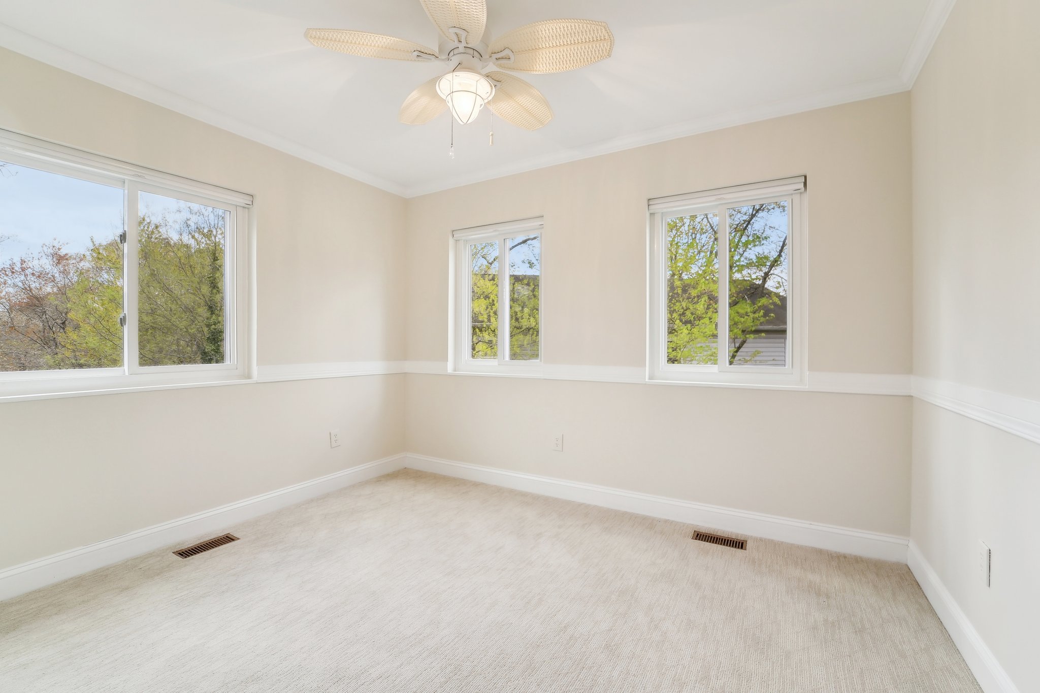 Capote Ct E-1704-018.jpg