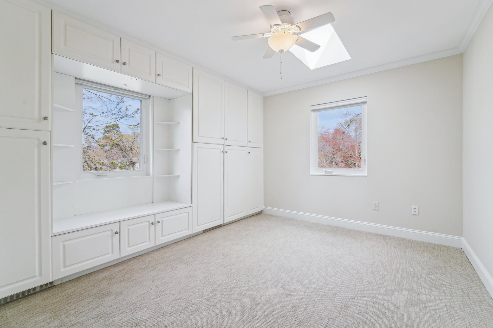 Capote Ct E-1704-024.jpg