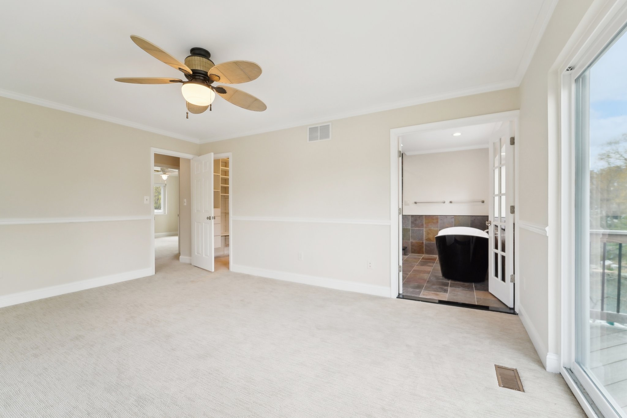 Capote Ct E-1704-027.jpg