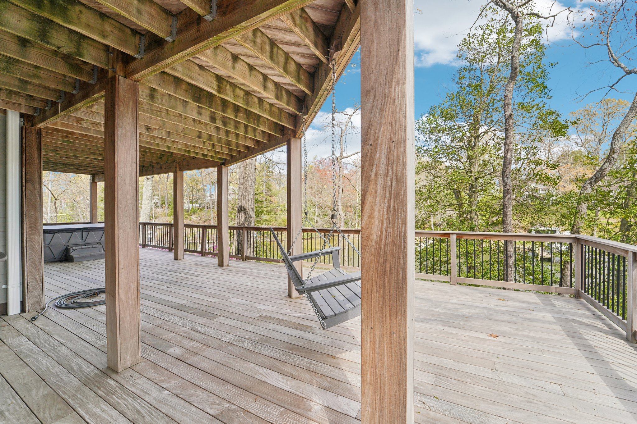 Capote Ct E-1704-041.jpg