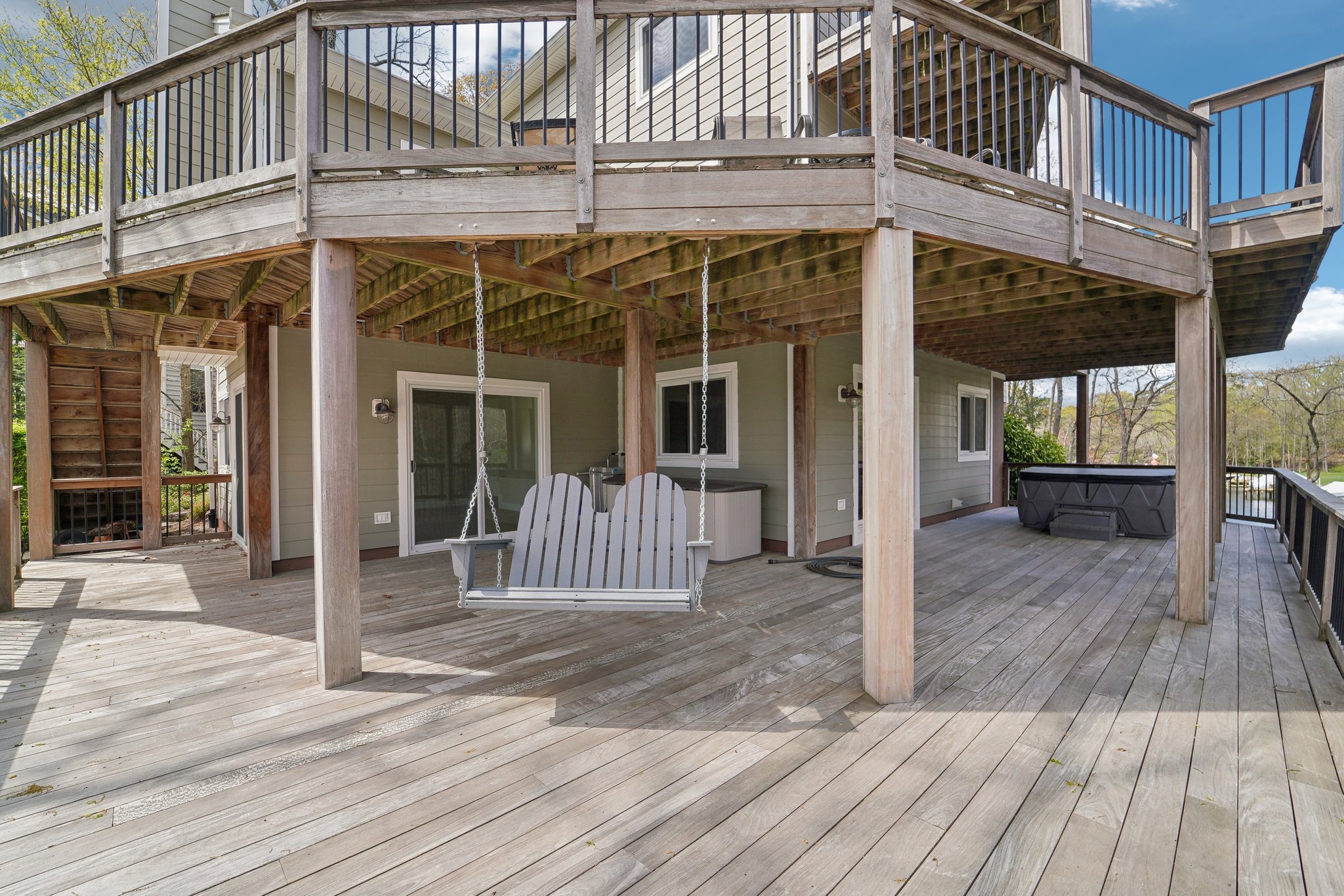 Capote Ct E-1704-042.jpg