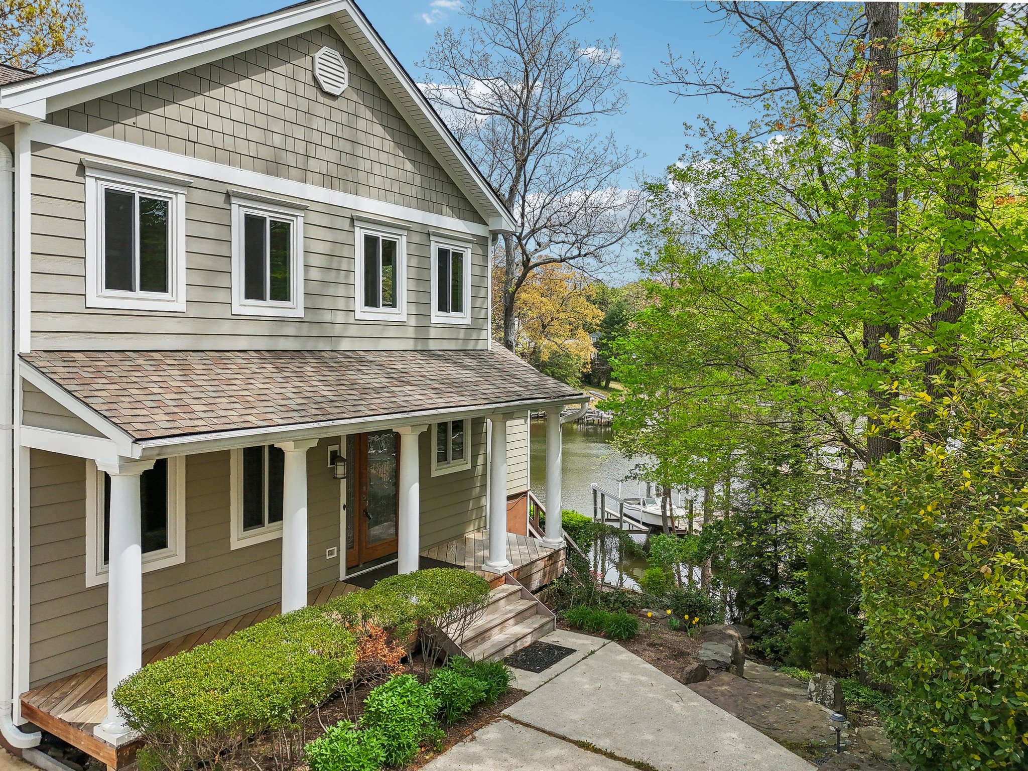 Capote Ct E-2104-1-004.jpg