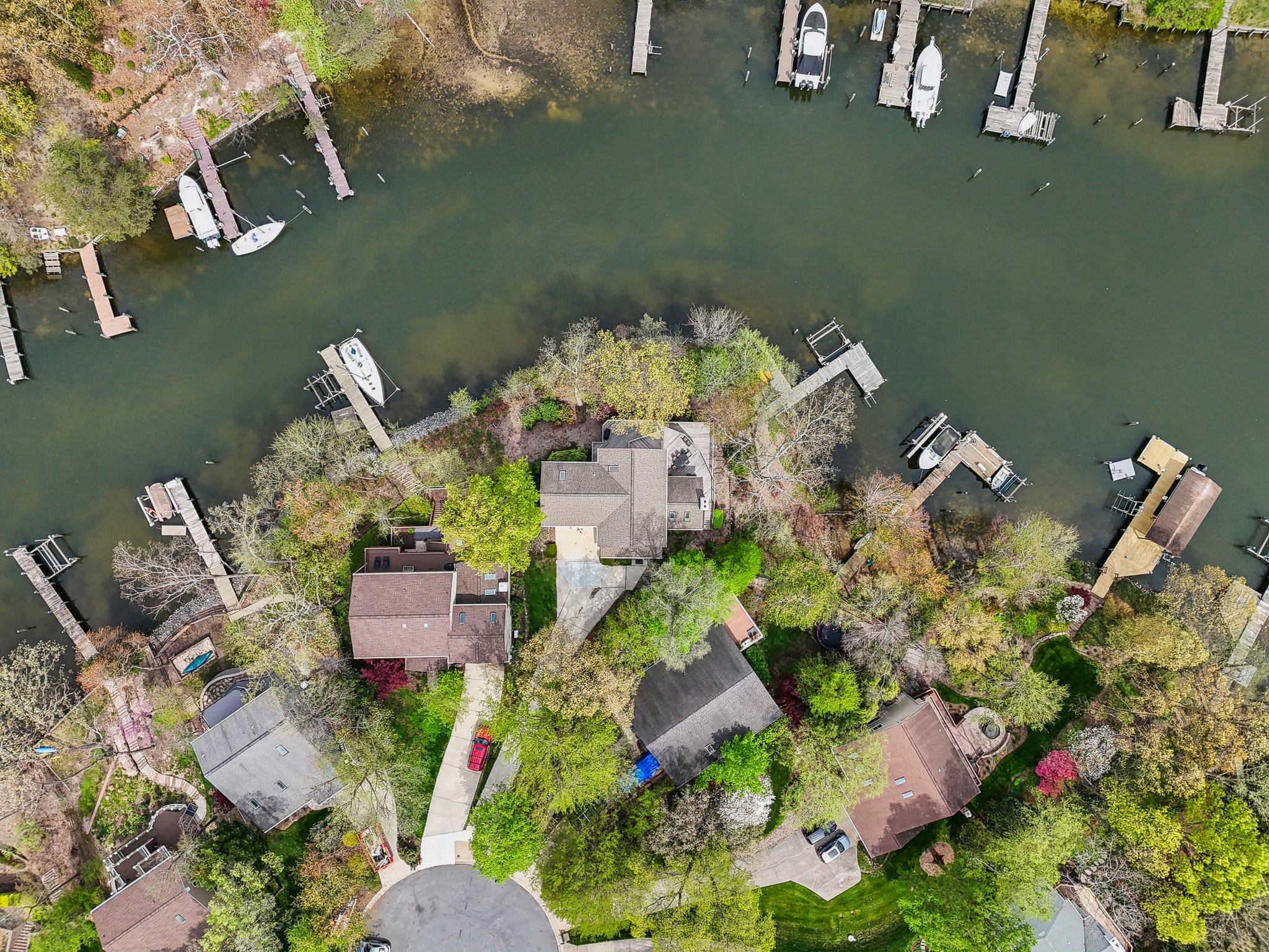 Capote Ct E-2104-1-010.jpg