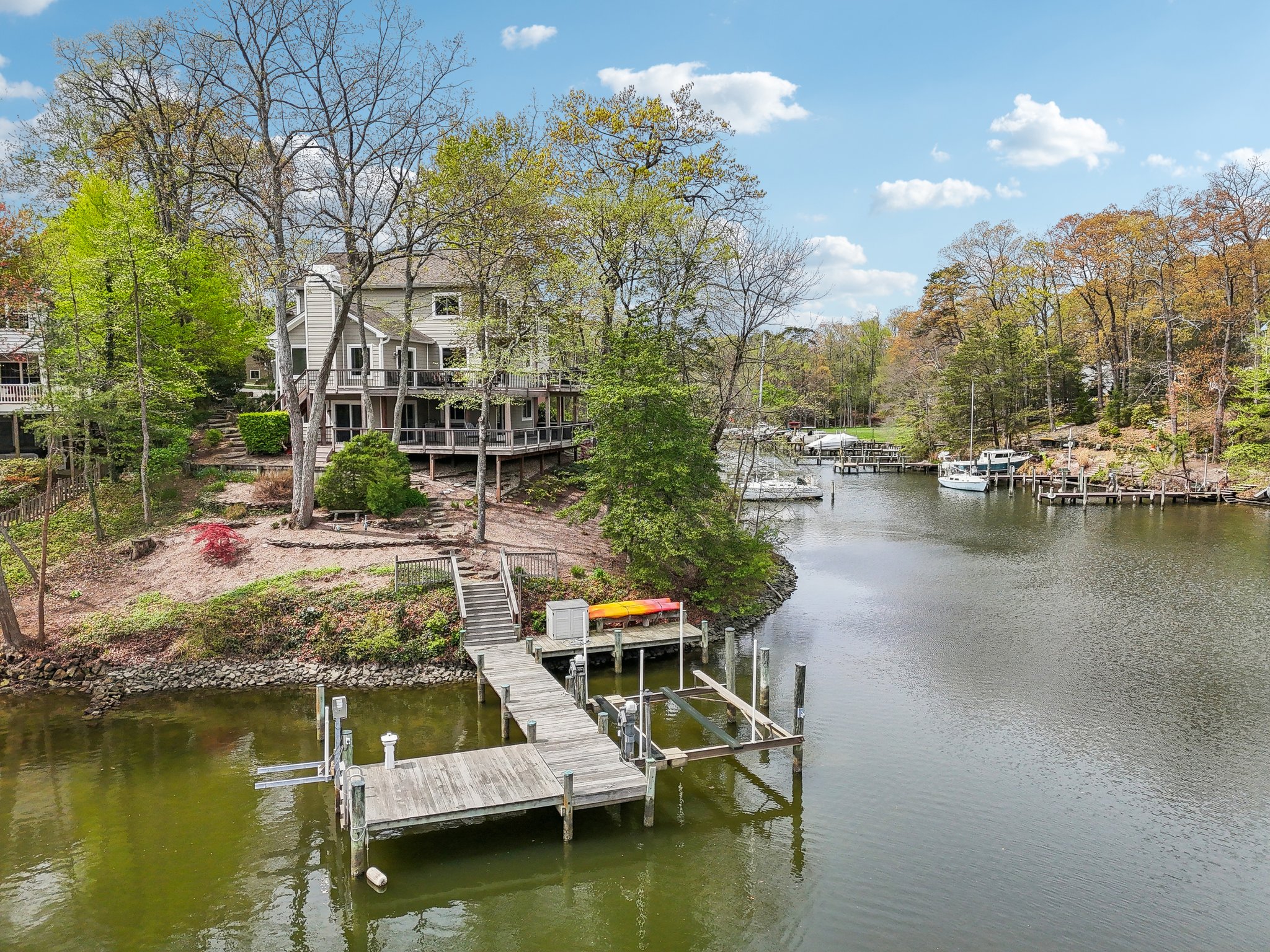 Capote Ct E-2104-1-012.jpg