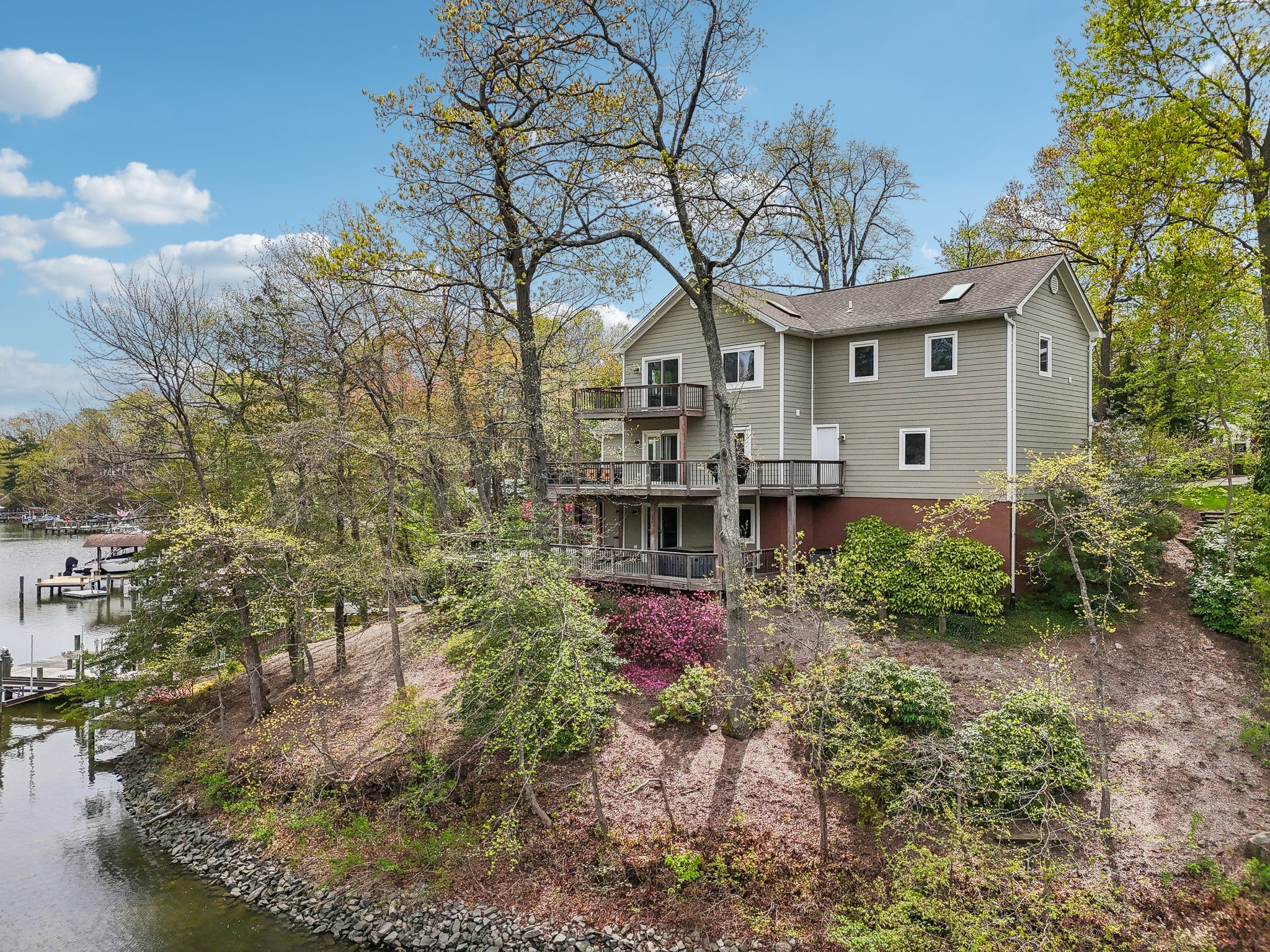 Capote Ct E-2104-1-015.jpg