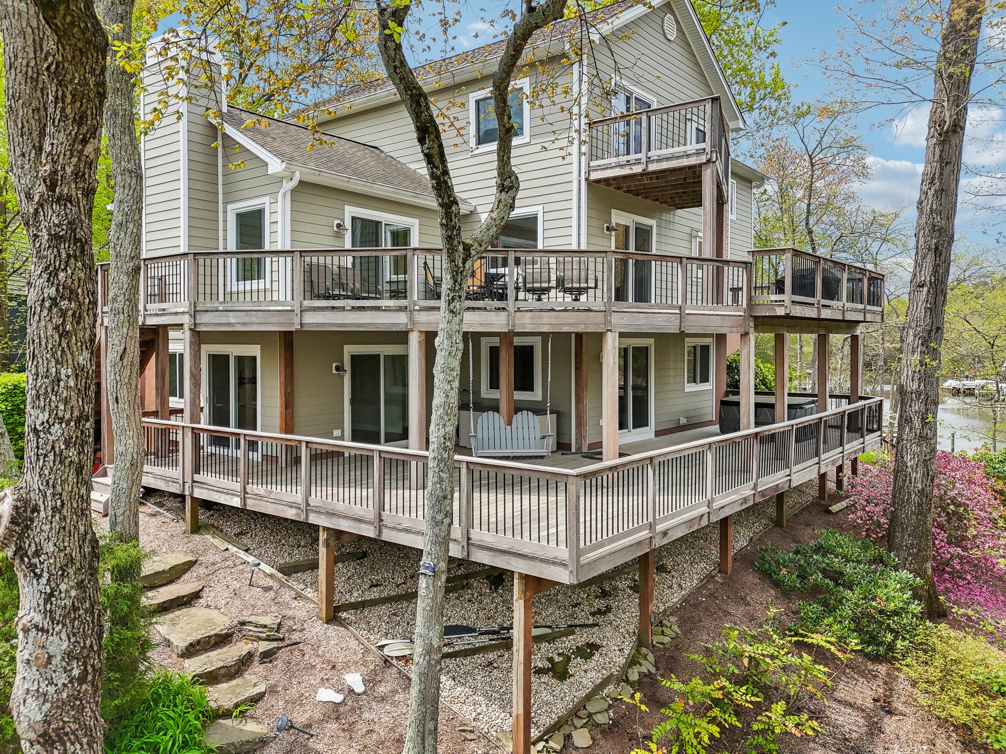 Capote Ct E-2104-1-021.jpg