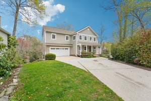 Capote Ct E-1704-002.jpg