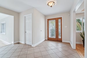 Capote Ct E-1704-005.jpg