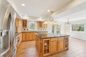 Capote Ct E-1704-011.jpg