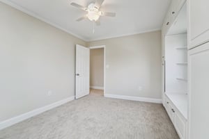 Capote Ct E-1704-025.jpg