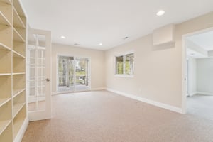 Capote Ct E-1704-035.jpg