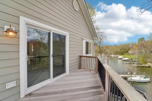 Capote Ct E-1704-048.jpg