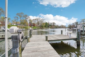 Capote Ct E-1704-053.jpg