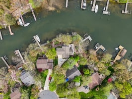 Capote Ct E-2104-1-010.jpg