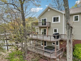 Capote Ct E-2104-1-022.jpg