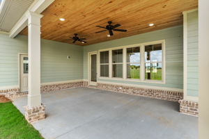  Photo 48
