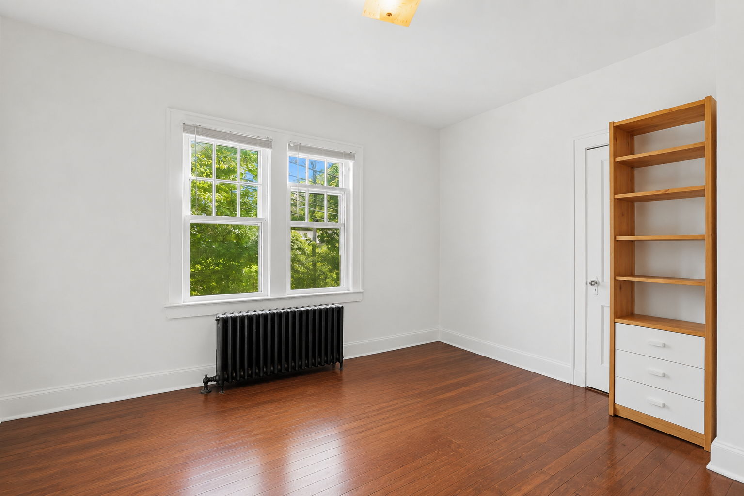 Apt 1 bedroom 1 of 2