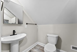  Photo 40