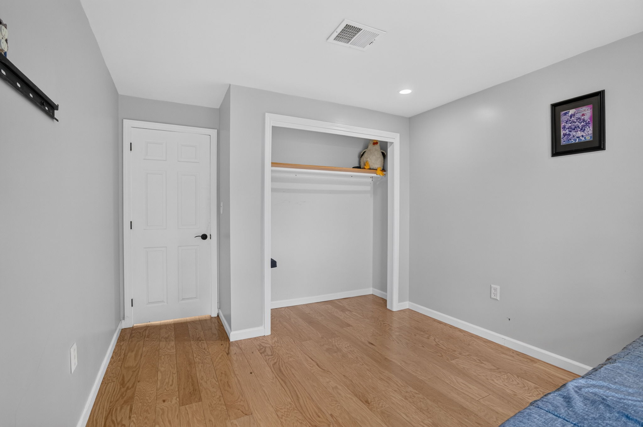 Photo 35