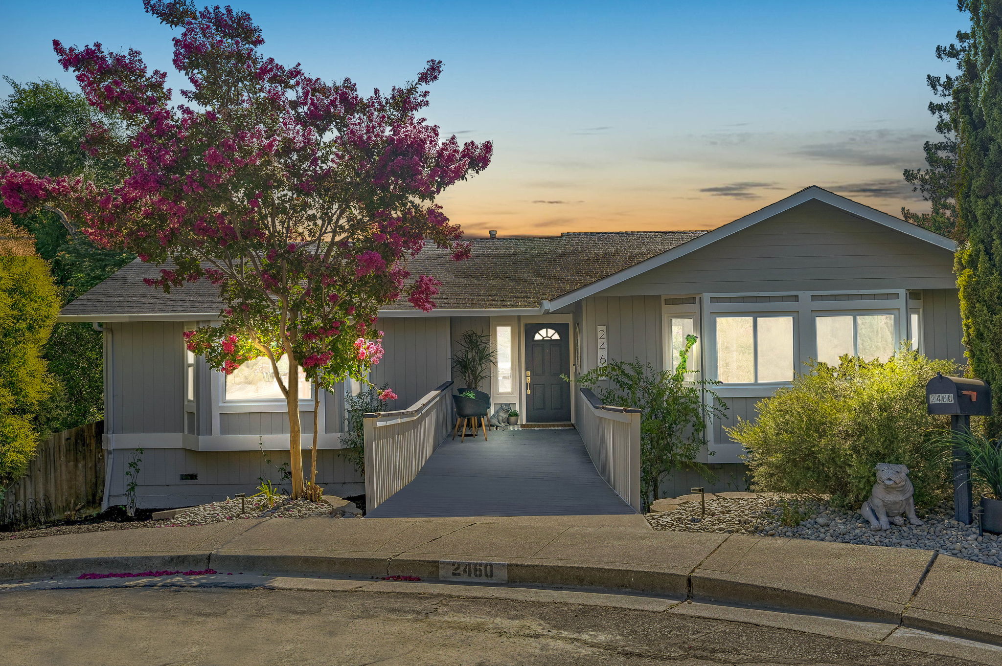 Sunrises & Moonrises are breathtaking!