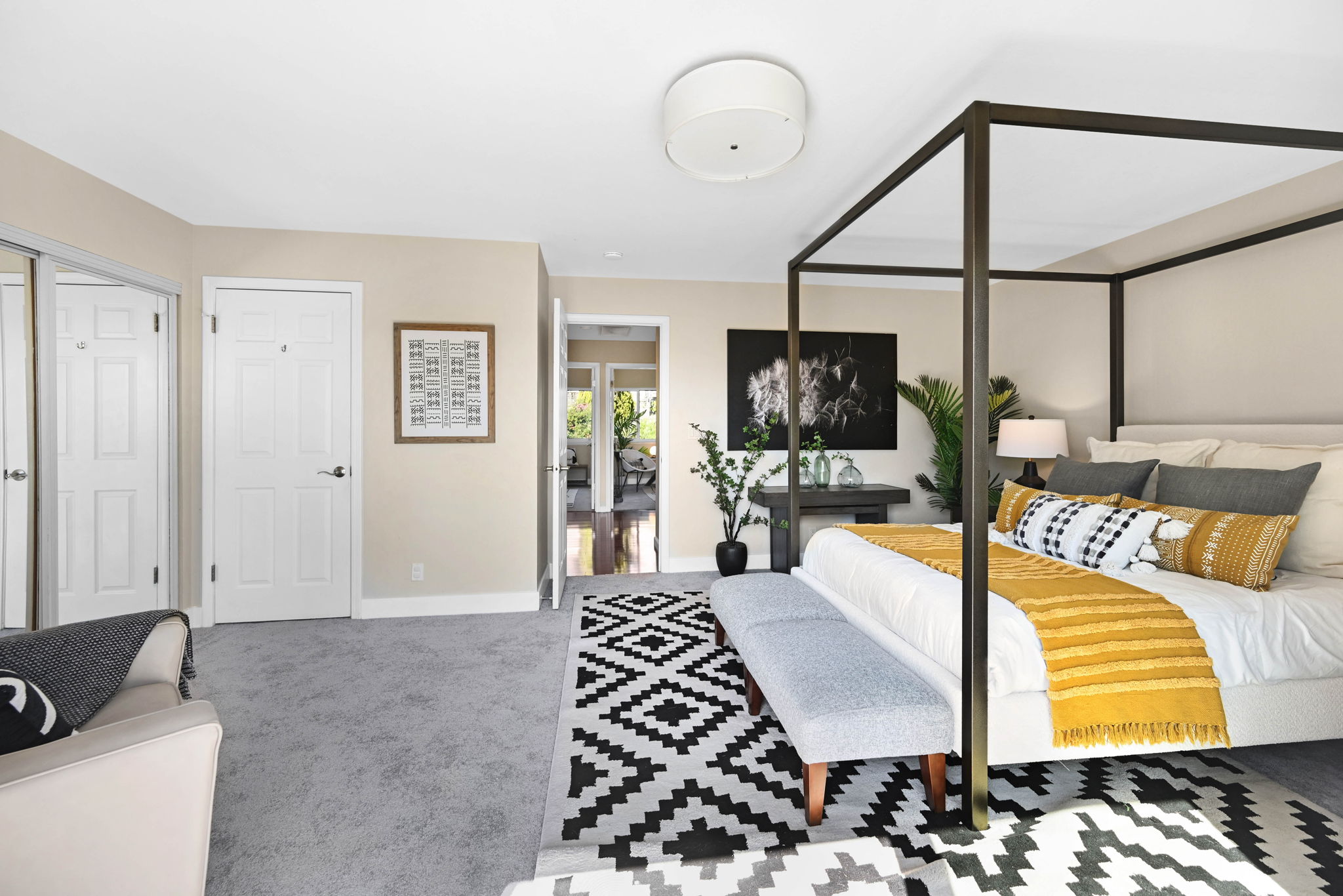 Super Spacious Primary