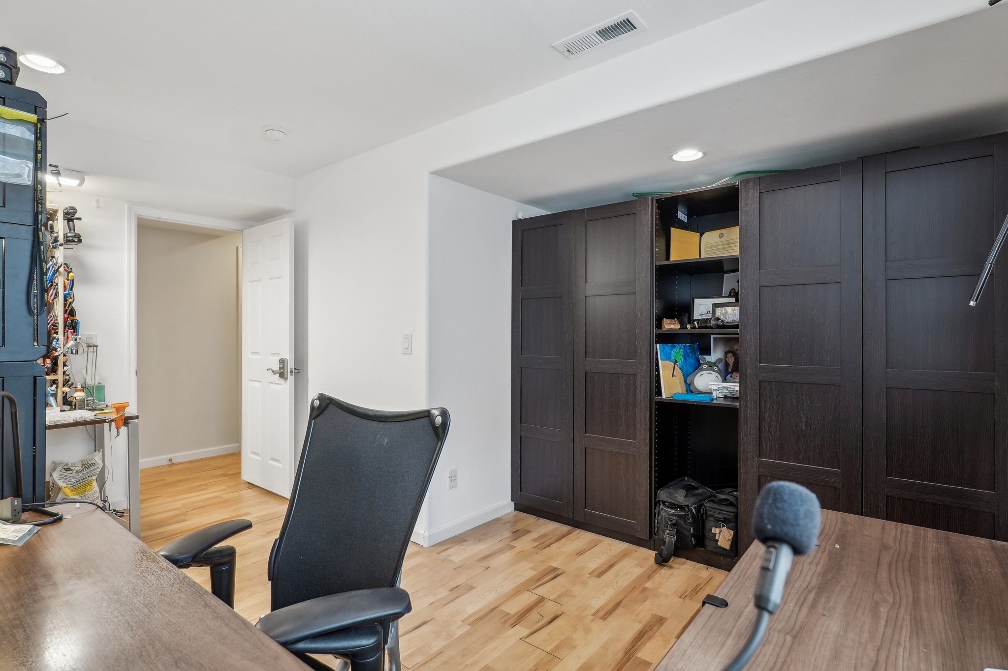 E Caley Dr-0205-047.jpg