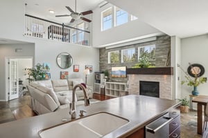 E Caley Dr-0205-020.jpg
