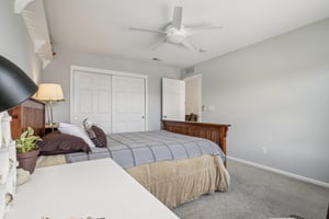 E Caley Dr-0205-034.jpg