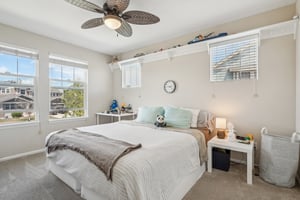 E Caley Dr-0205-035.jpg