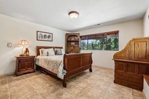 SE 172nd St-S1206-018.jpg
