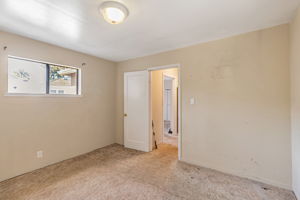 041_ 2643 Garfield St