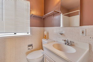055_ 2643 Garfield St