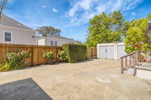 066_ 2643 Garfield St
