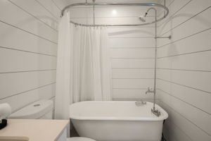 2644 5th Street-24