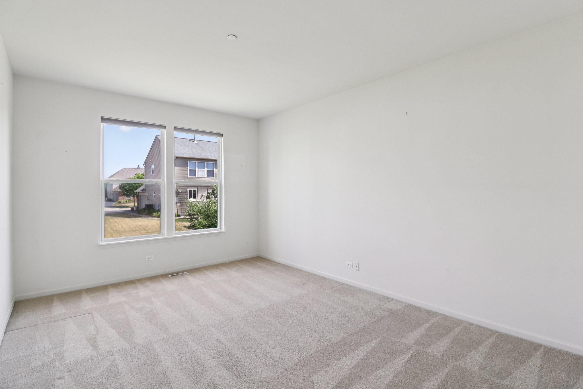 Connolly Ln-2406-012.jpg