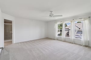 Connolly Ln-2406-026.jpg