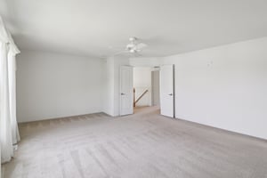 Connolly Ln-2406-027.jpg