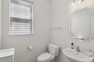 Connolly Ln-2406-035.jpg